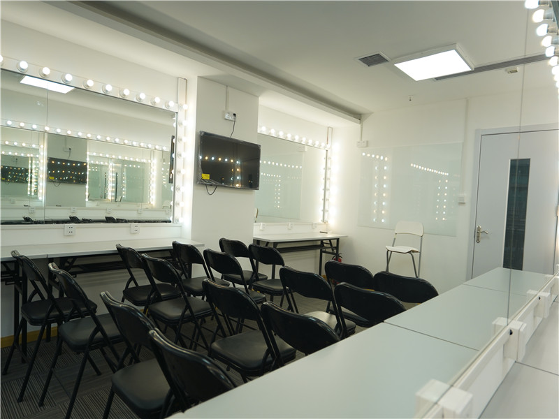 化妆教学环境
