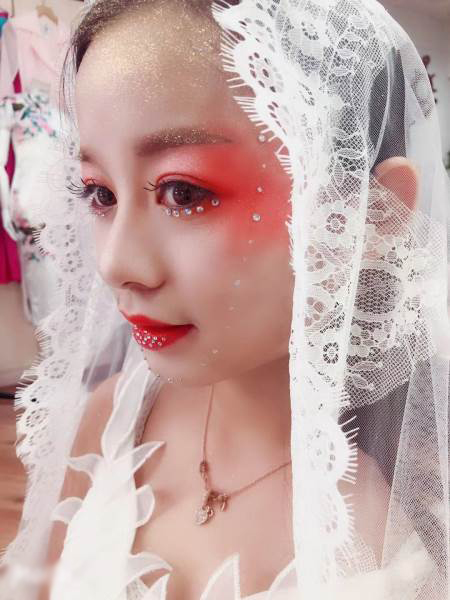 影楼化妆作品三