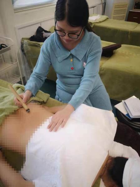 催乳师课程教学现场