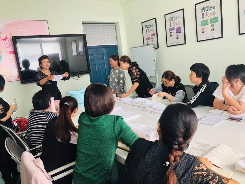 月嫂课程教学现场