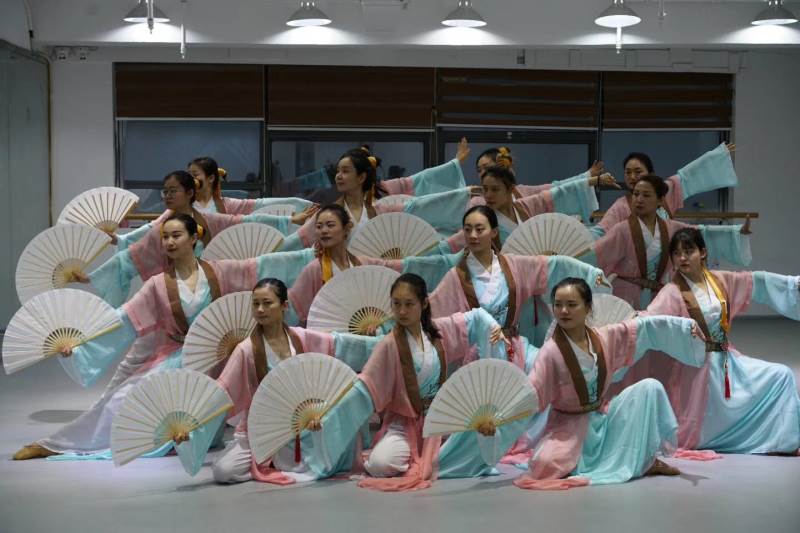 中国舞教学 中国舞教学