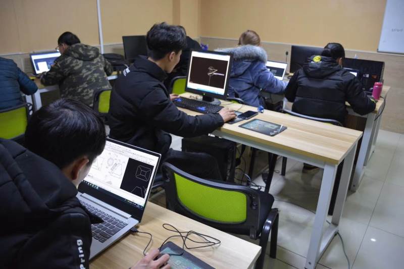 模具数控教学现场十