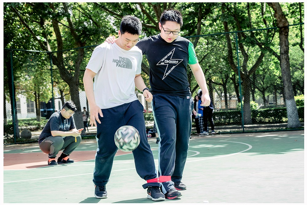 体育素质拓展活动一