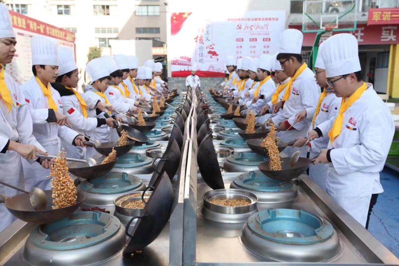 厨师学员实操现场