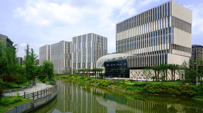 學(xué)校環(huán)境