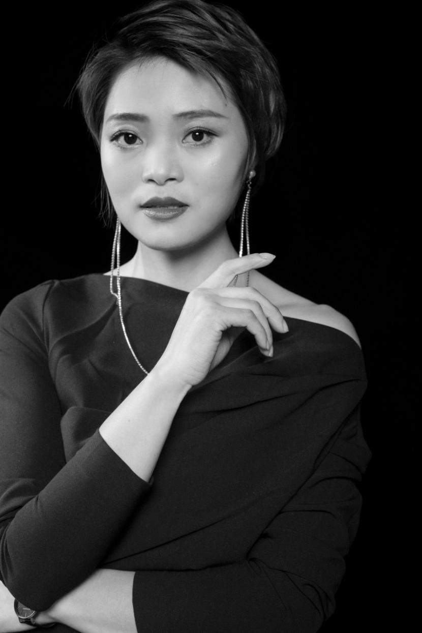 左左老师 左左老师