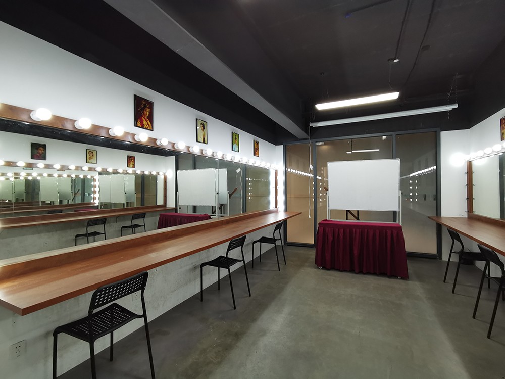 化妆教学环境 化妆教学环境