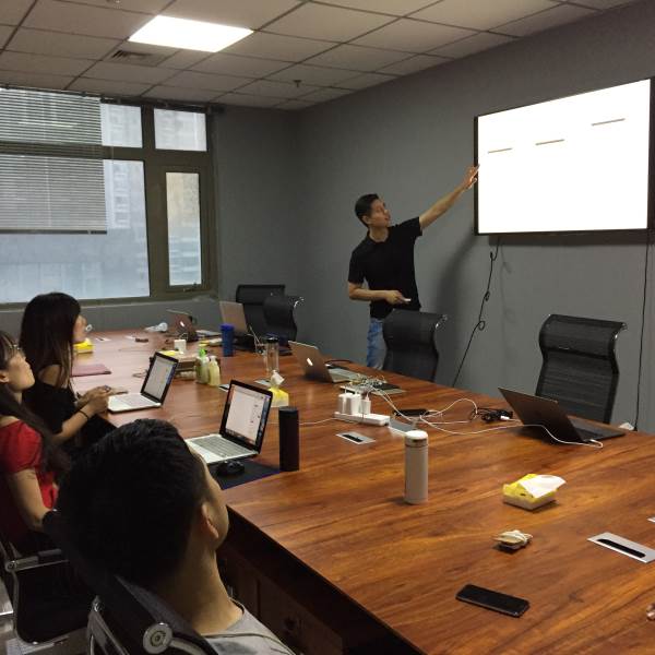 授課現(xiàn)場(chǎng)