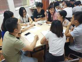 课余时间互动 在互动中迸发灵感 课余时间互动 在互动中迸发灵感