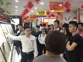 外出考察市场 了解行业动态 外出考察市场 了解行业动态