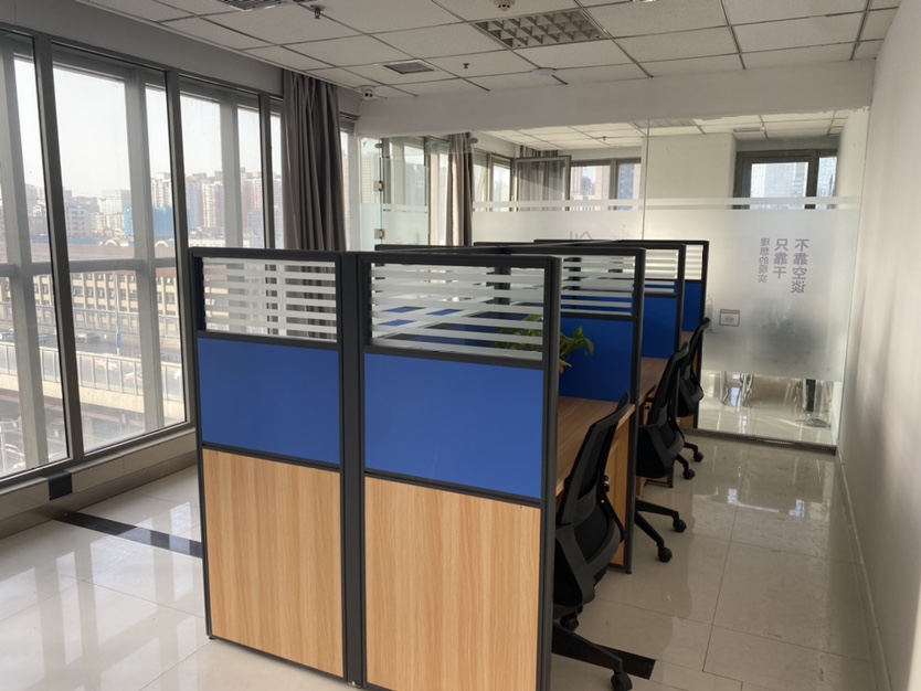 辦公區(qū)域