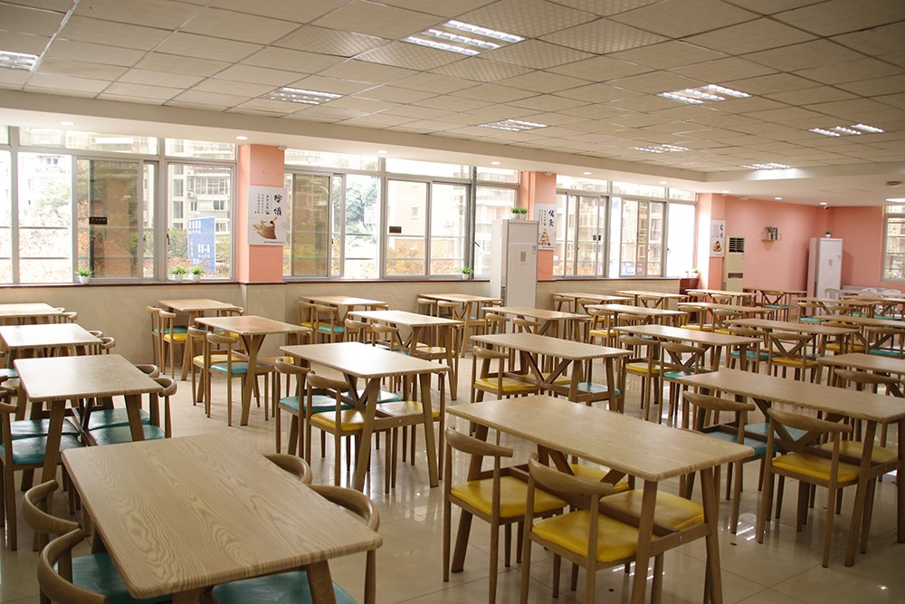 食堂