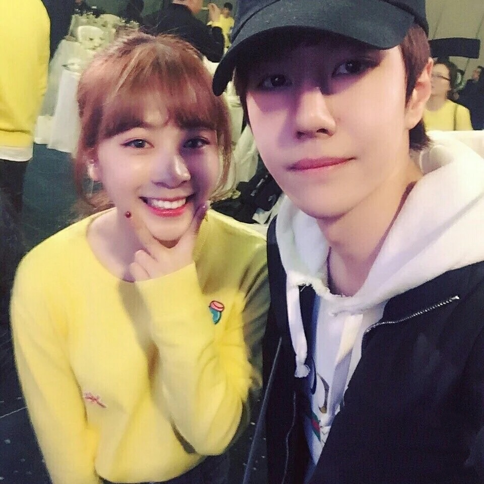 学员与明星合影四