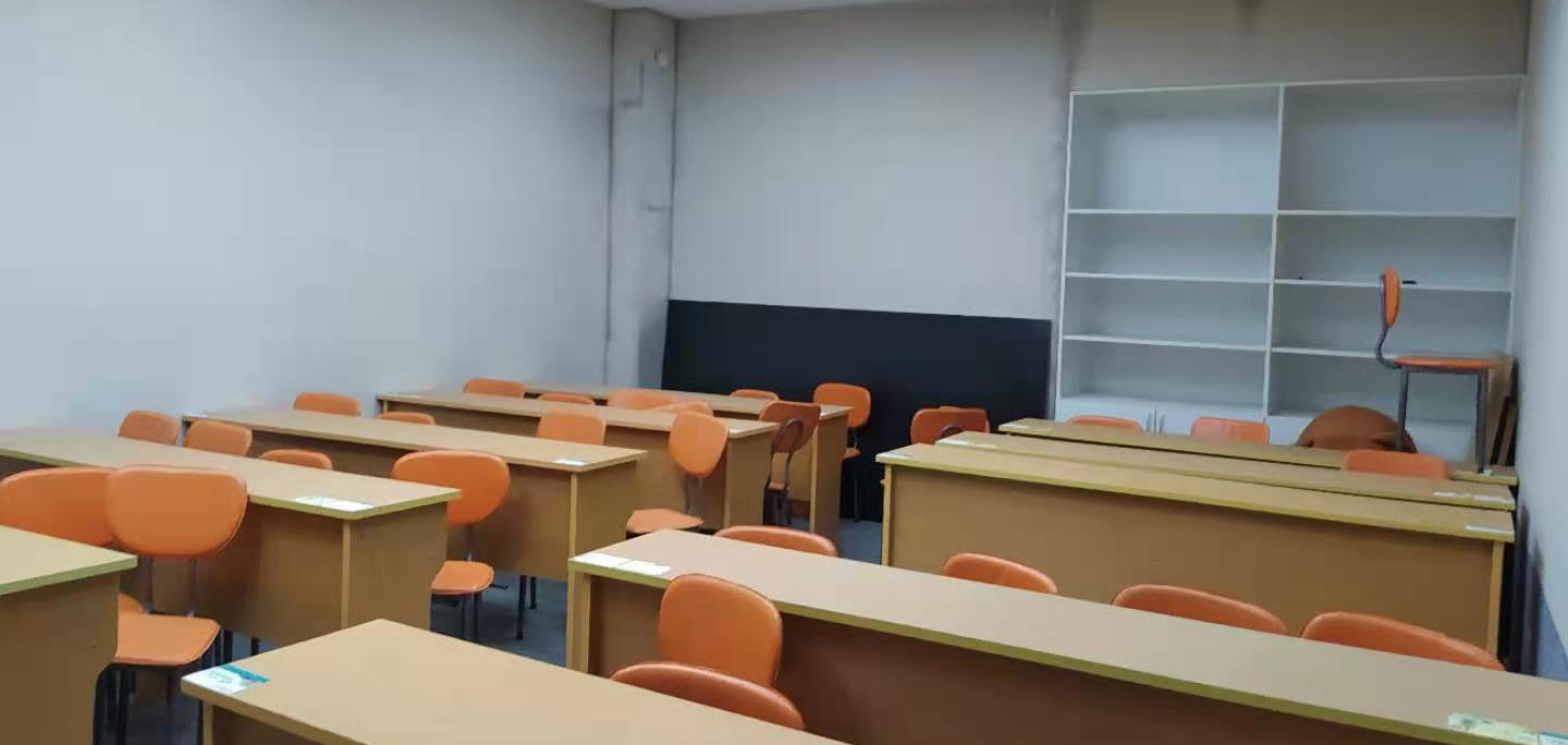 教室