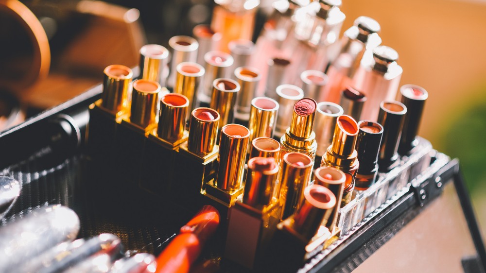 化妆师遍布生活各领域