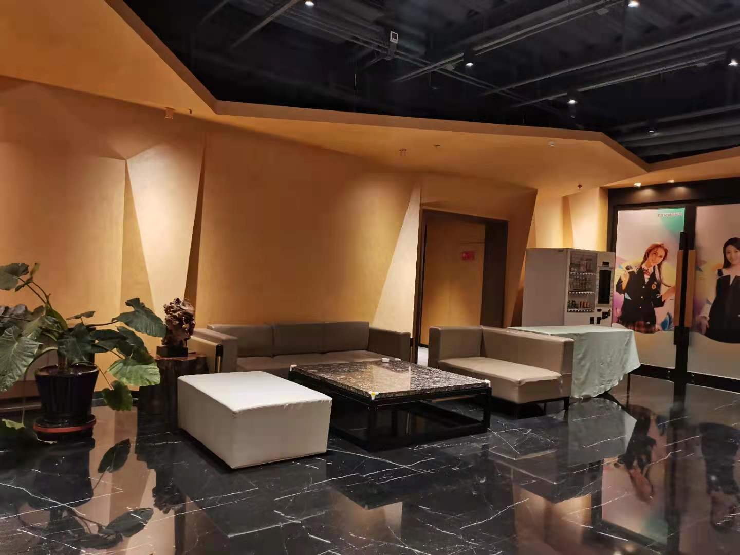 学校休息区 学校休息区