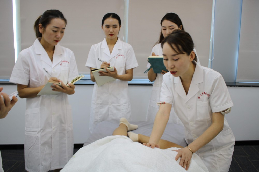 授課情景 授課情景