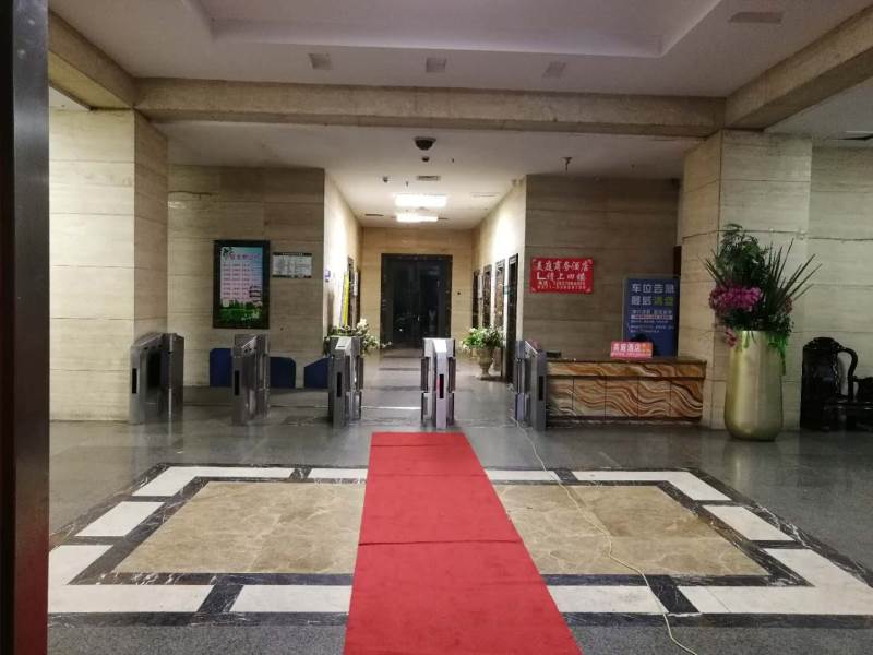 學(xué)校環(huán)境二