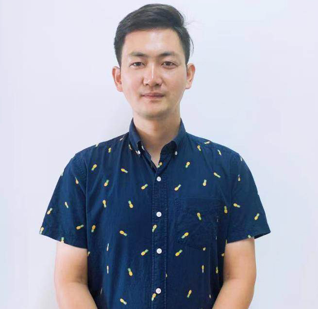 王亚琼  王亚琼