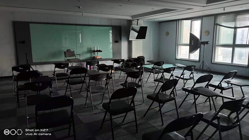 课室