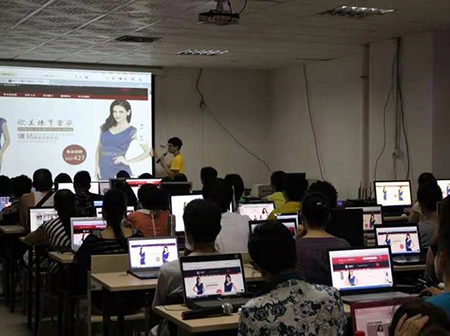 课堂情景 课堂情景