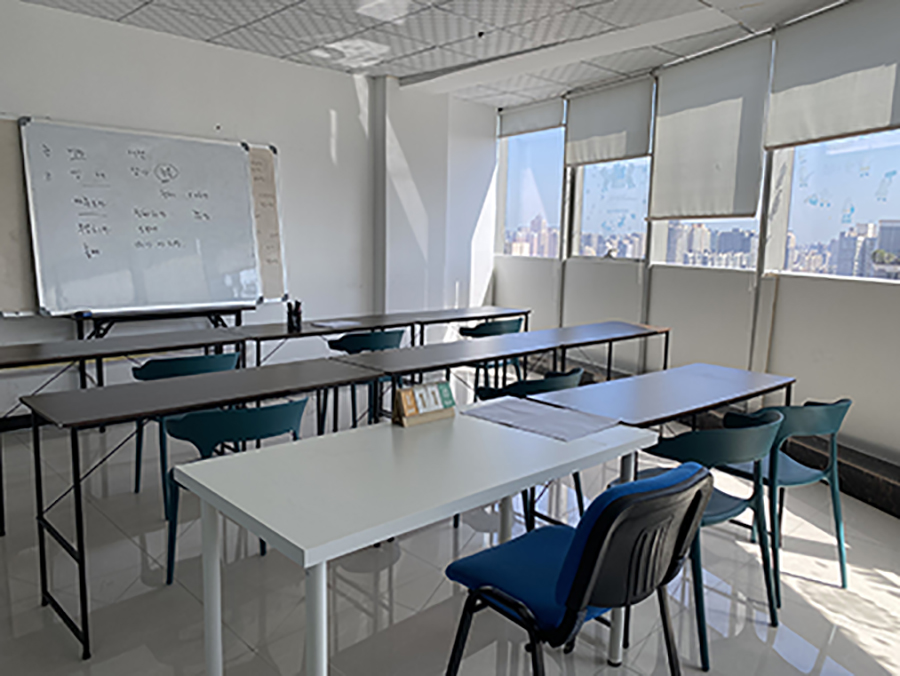 課室