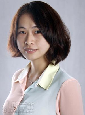 曾丽萍  曾丽萍