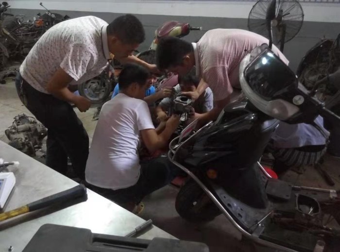 摩托车维修 摩托车维修