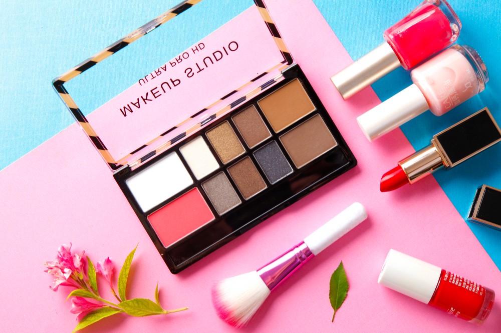 化妆师薪资待遇问题