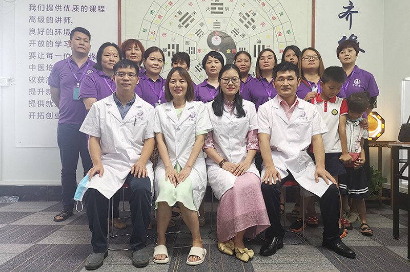 風(fēng)采合照 風(fēng)采合照