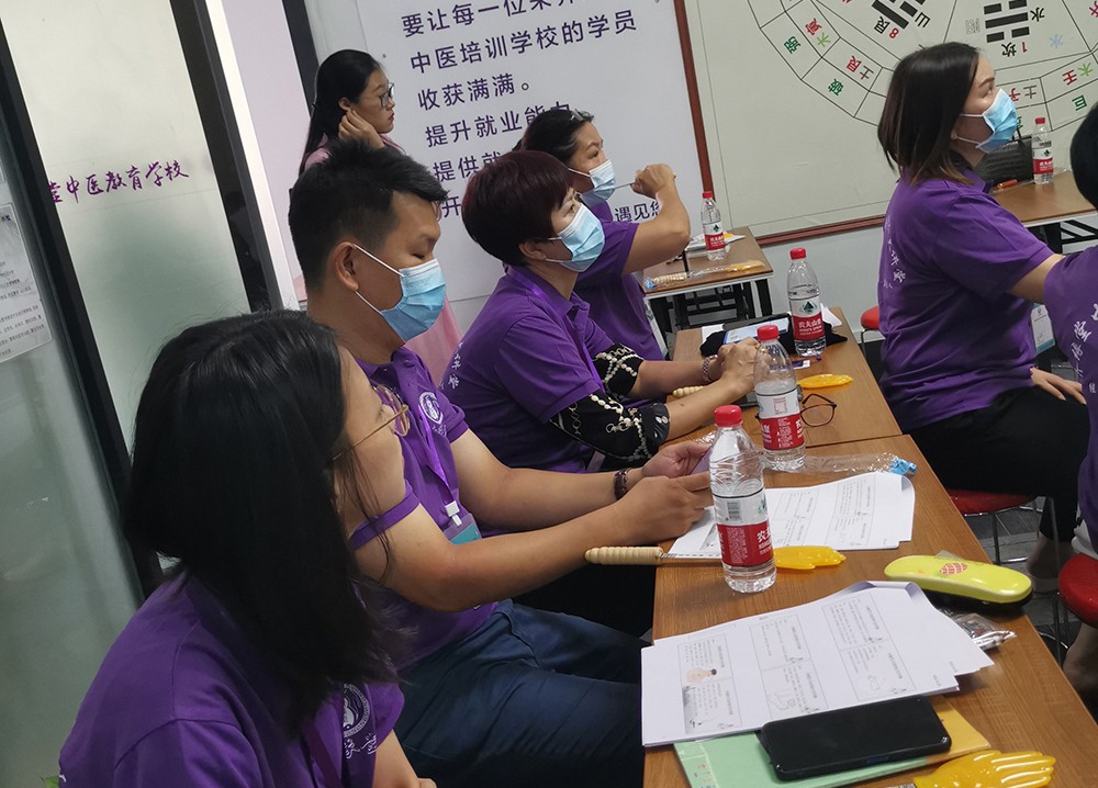 課堂情景 課堂情景