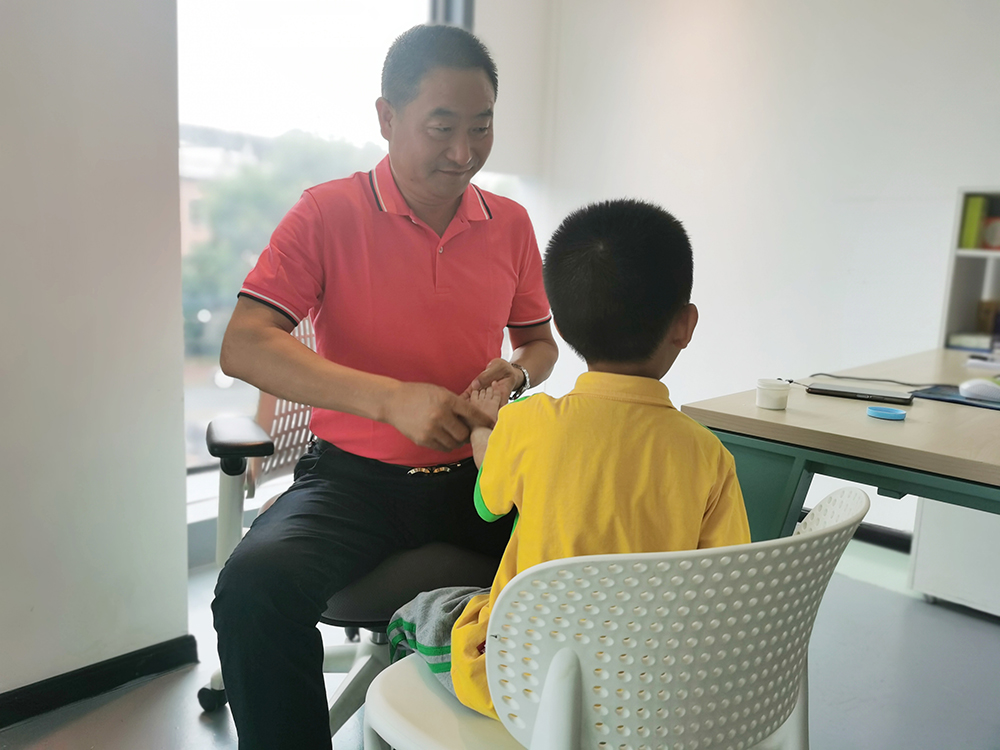 小儿推拿课程现场