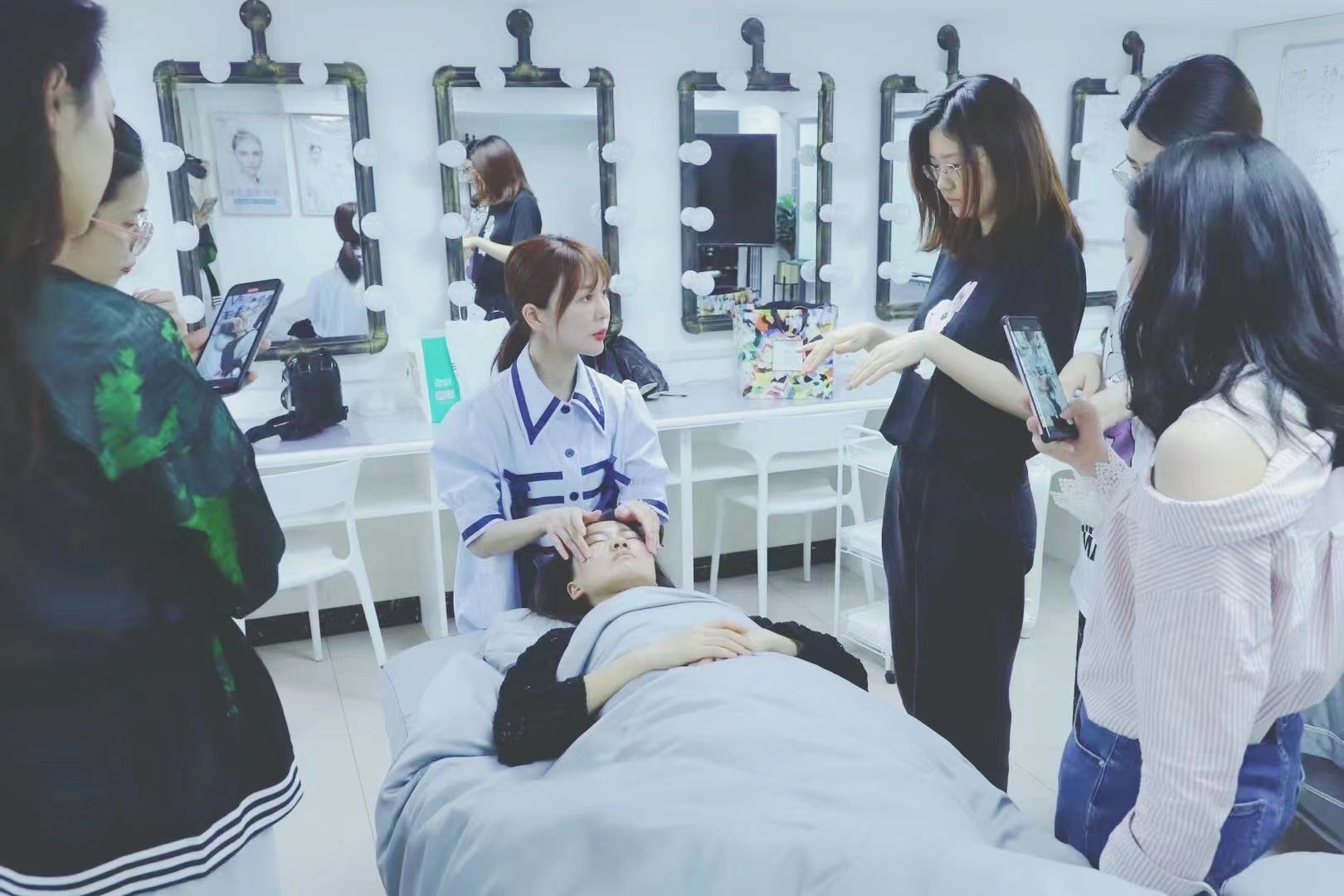 學(xué)習(xí)場景 學(xué)習(xí)場景