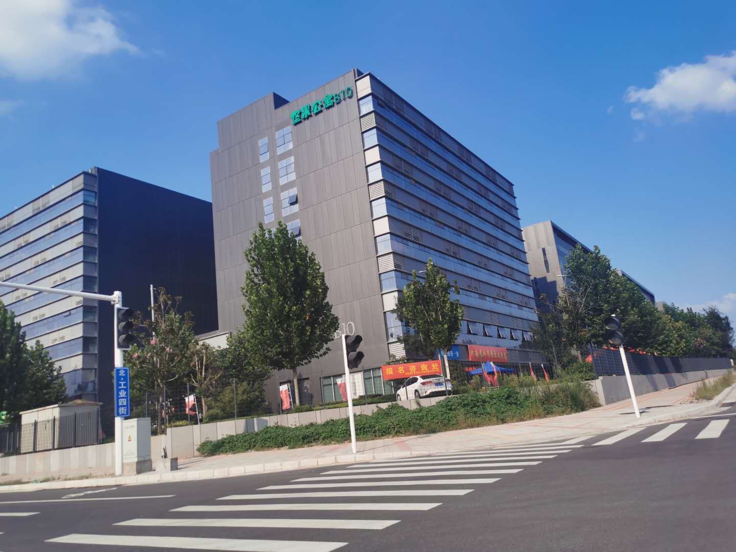 校園環(huán)境 校園環(huán)境