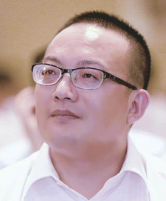 王国霞  王国霞