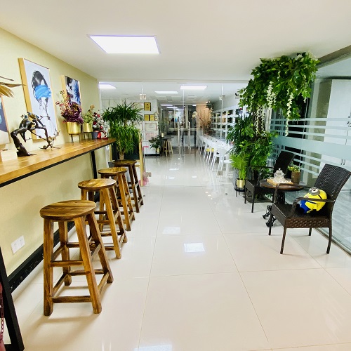 休息區(qū) 休息區(qū)