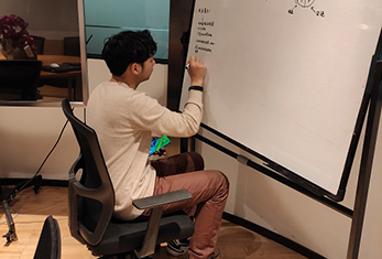 授課現(xiàn)場(chǎng) 授課現(xiàn)場(chǎng)