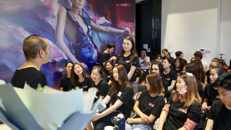 761453a90f410de83e020365de0bcc4