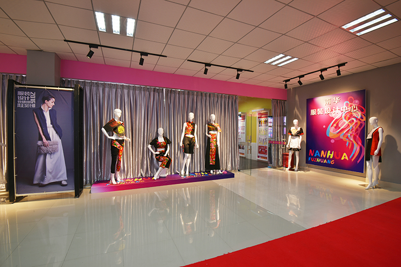 艺术设计中心环境