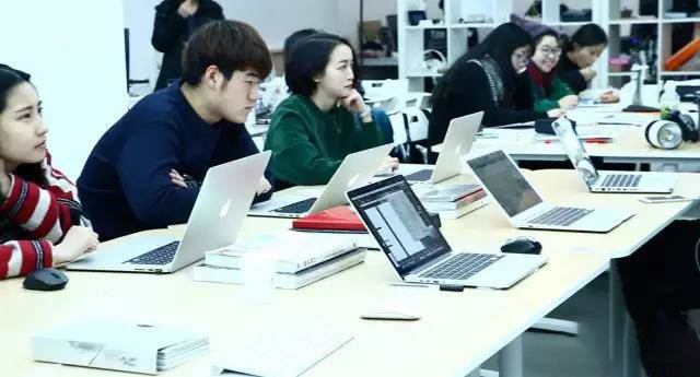 课堂情景 课堂情景