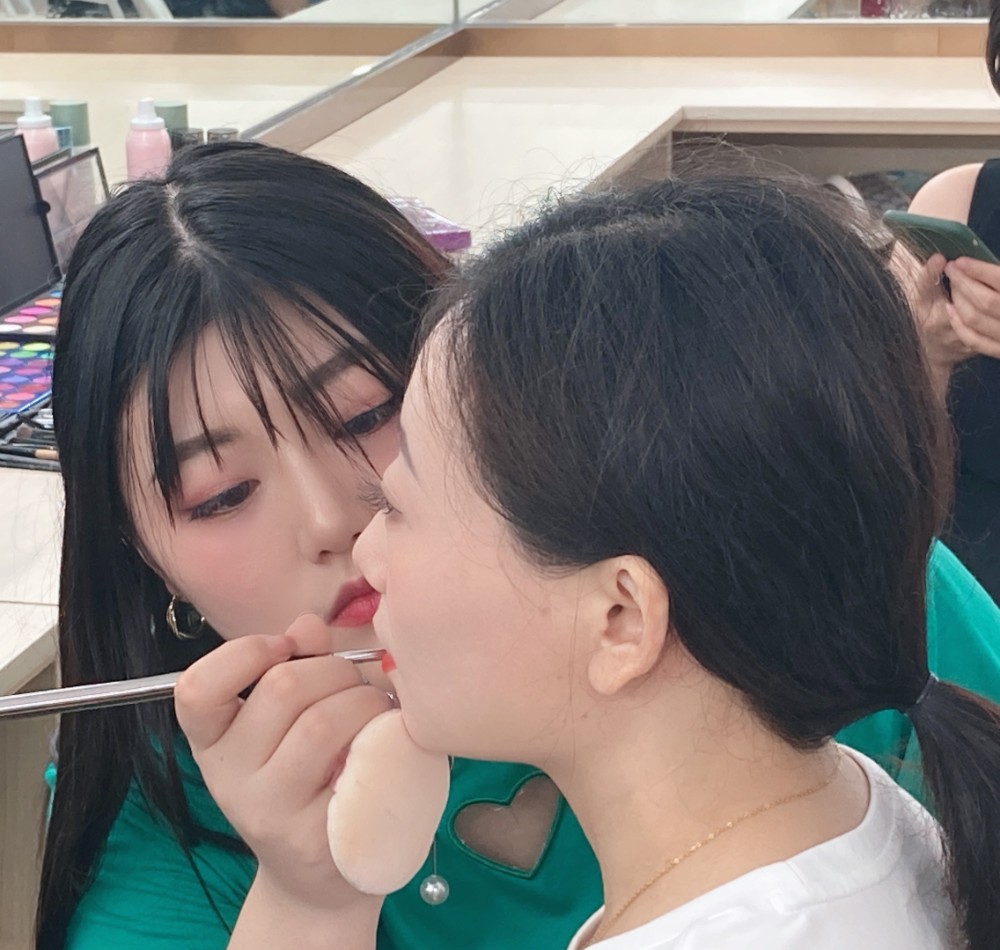 彩妆白领妆 彩妆白领妆