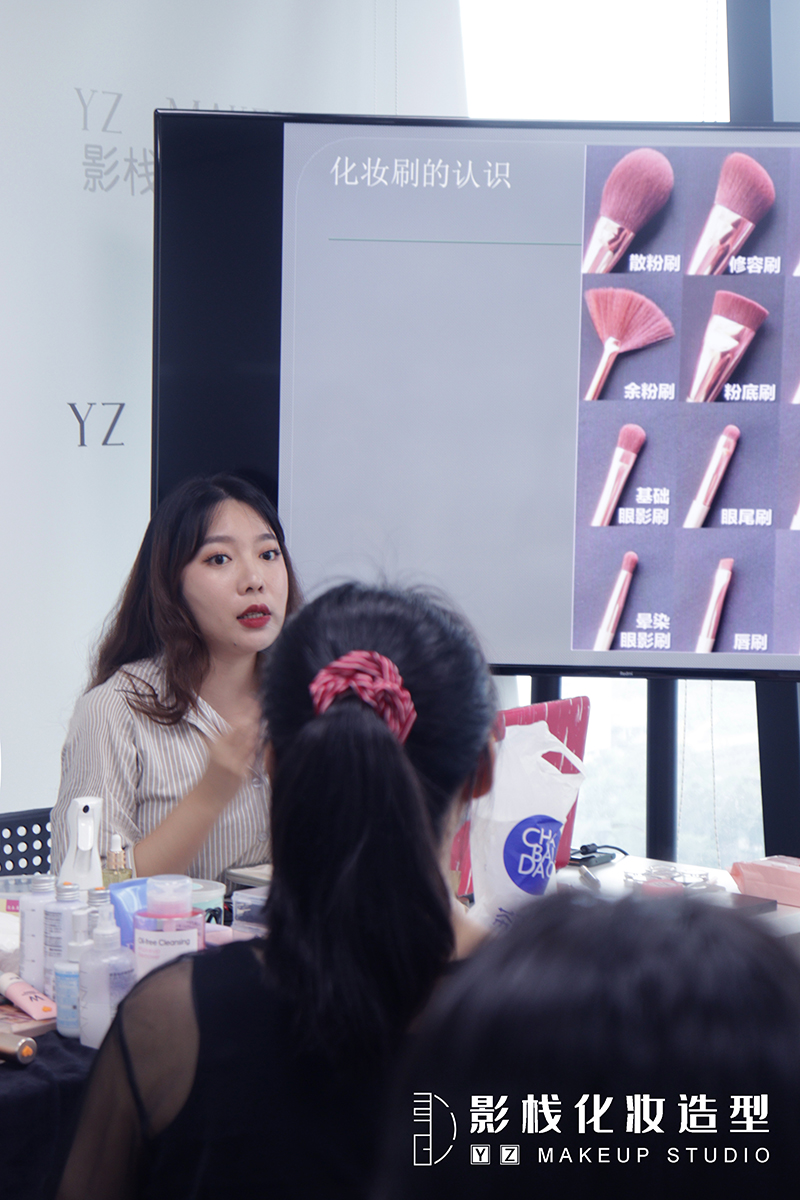 上課現(xiàn)場(chǎng)