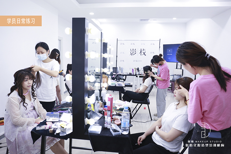 學(xué)員練習(xí)風(fēng)采