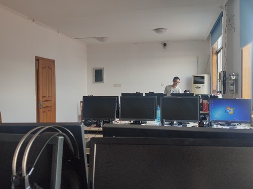 機構(gòu)環(huán)境