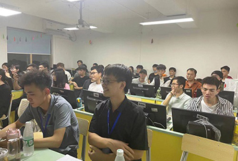 上课情景 上课情景