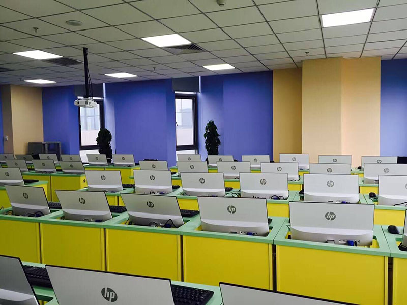 实操机房 实操机房