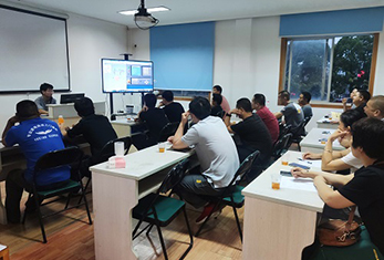 學(xué)習(xí)現(xiàn)場(chǎng) 學(xué)習(xí)現(xiàn)場(chǎng)