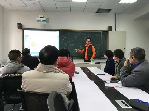 學(xué)習(xí)現(xiàn)場 學(xué)習(xí)現(xiàn)場