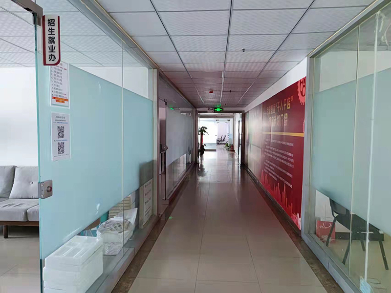 學(xué)校走廊 學(xué)校走廊