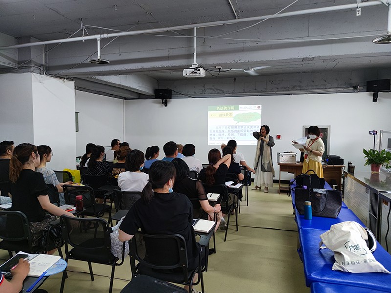 授課情景 授課情景